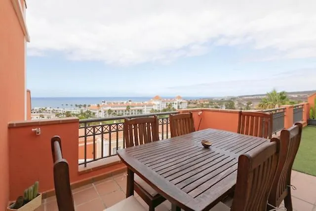 Sara En El Veril Del Duque - Sara Vacation * Адехе